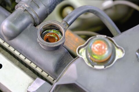 Radiator Problems: Dealing with a Leaking Radiator